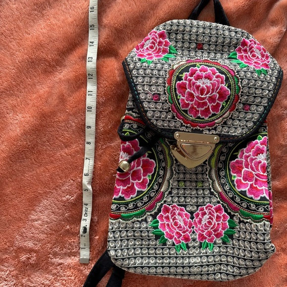 Floral Embroidered Backpack Boho Mexican Drawstring Satchel Multicolor - Picture 7 of 10